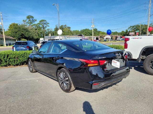 Used 2026 Nissan Altima 2.5 SV FWD image 3