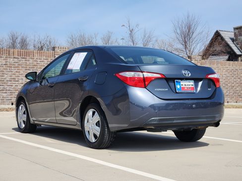 Used 2015 Toyota Corolla LE image 8