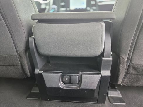 Certified 2025 Ford F250 XLT AWD/4WD image 12
