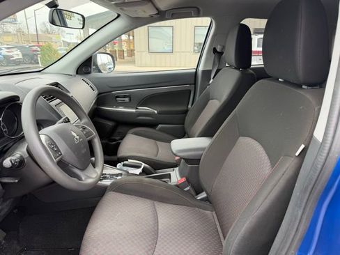 Used 2018 Mitsubishi Outlander Sport ES image 7