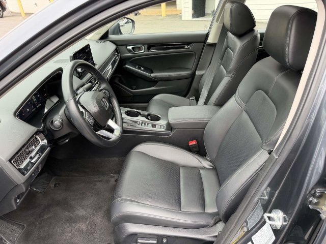 Used 2024 Honda Civic Touring image 14