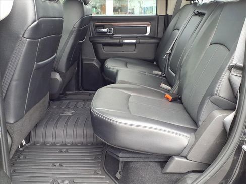 Used 2018 RAM 1500 Laramie w/ Convenience Group image 14