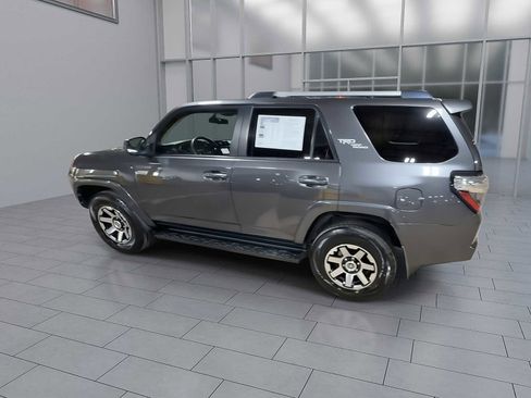 Used 2017 Toyota 4Runner TRD Off-Road image 6