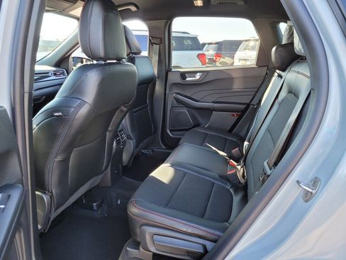 New 2025 Ford Escape ST-Line w/ Tech Pack #1 image 29