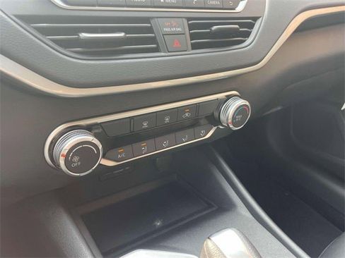 New 2025 Nissan Altima 2.5 S image 25