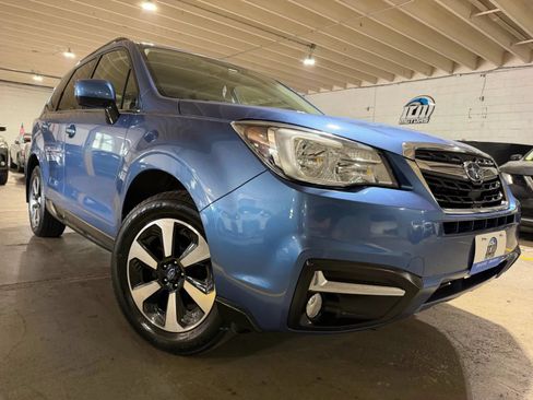 Used 2017 Subaru Forester 2.5i Limited AWD/4WD image 5