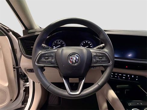 Used 2023 Buick Envision Essence image 9