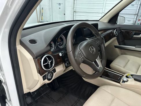 Used 2015 Mercedes-Benz GLK 350 2WD image 13