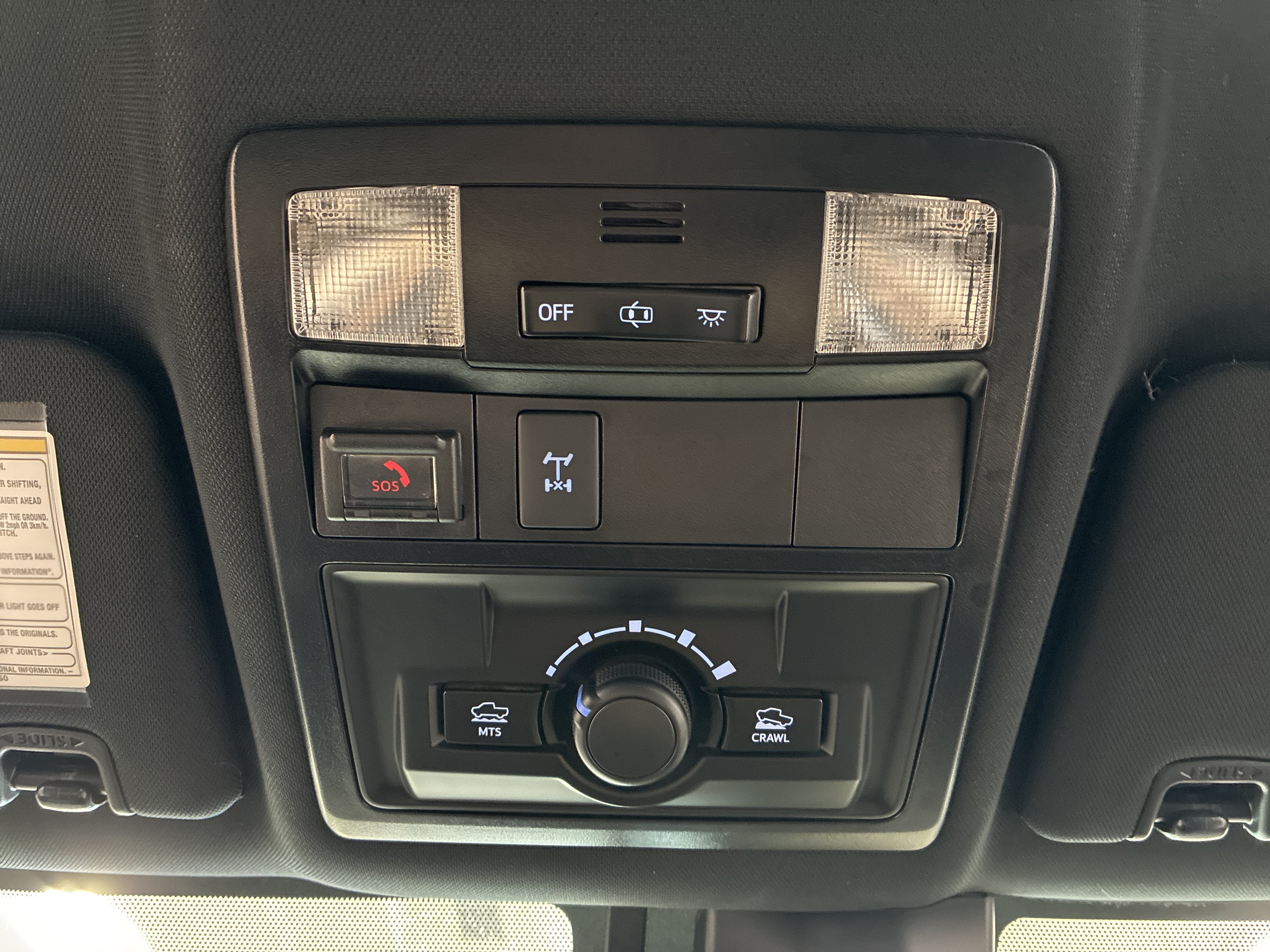 Used 2020 Toyota Tacoma TRD Off-Road w/ Technology Package AWD/4WD image 20