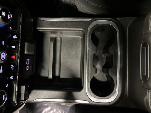 Used 2019 Chevrolet Silverado 1500 RST image 23