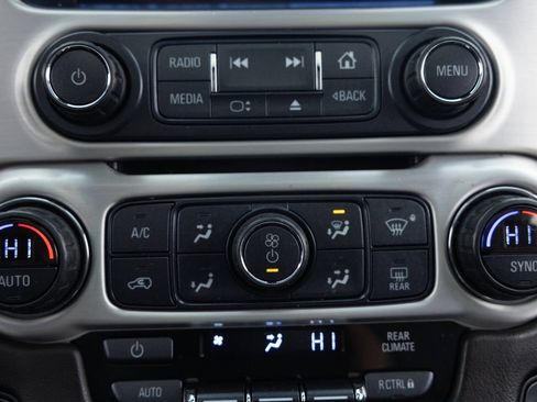 Used 2018 GMC Yukon SLT w/ Premium Edition image 38