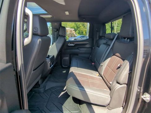 Certified 2022 Chevrolet Silverado 1500 High Country w/ High Country Premium Package image 25