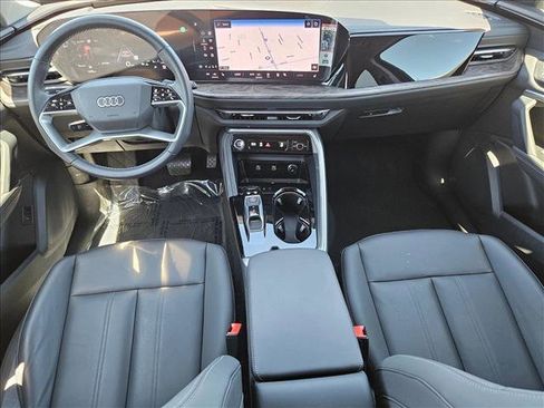 Used 2025 Audi Q5 Premium w/ Convenience Package AWD/4WD image 18