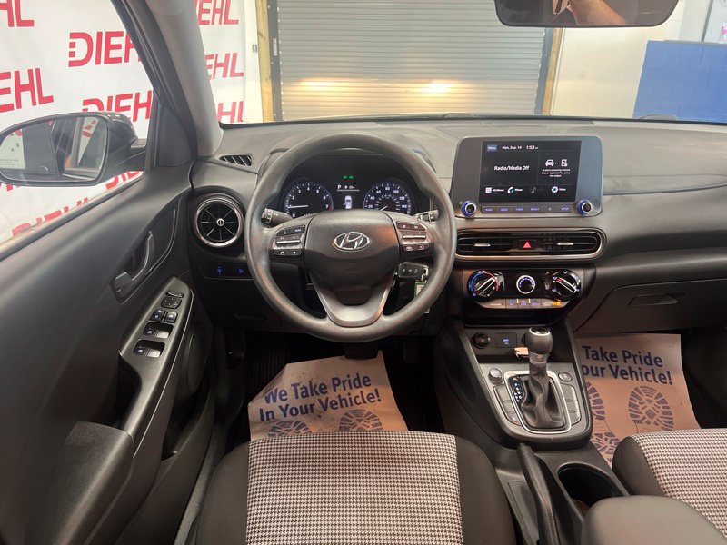 Used 2023 Hyundai Kona SE AWD/4WD image 29