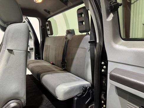 Used 2012 Ford F250 XLT w/ XLT Interior Pkg AWD/4WD image 17