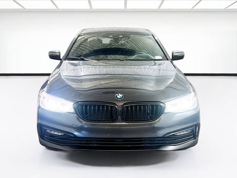 Used 2018 BMW 530i image 2