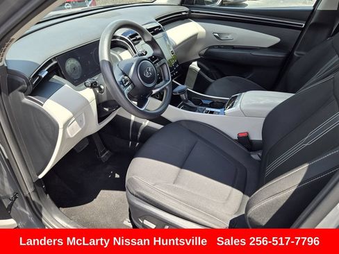 Used 2024 Hyundai Tucson SEL FWD image 17