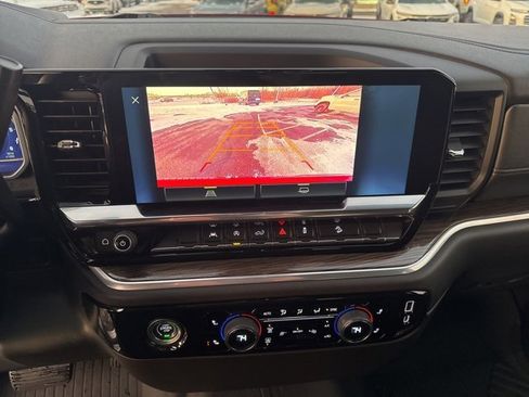 Used 2022 Chevrolet Silverado 1500 RST image 15