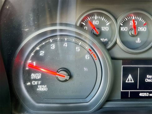 Used 2022 Chevrolet Silverado 1500 Custom image 10