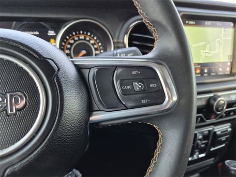 Used 2023 Jeep Gladiator Overland image 27