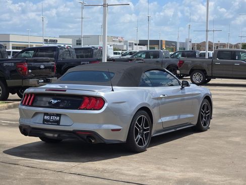 Used 2020 Ford Mustang Premium RWD image 3