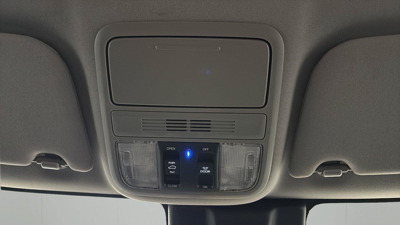 Used 2018 Honda Odyssey EX-L image 21