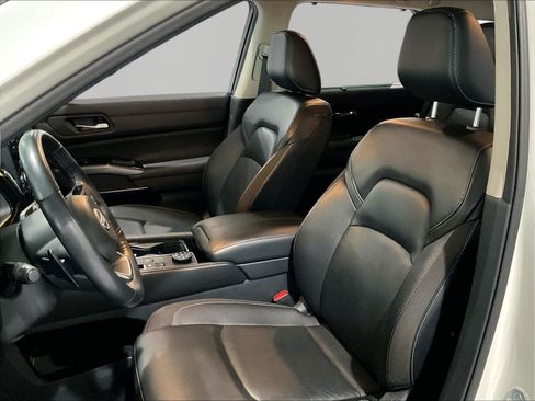 Used 2023 Nissan Pathfinder SL w/ SL Premium Package AWD/4WD image 21