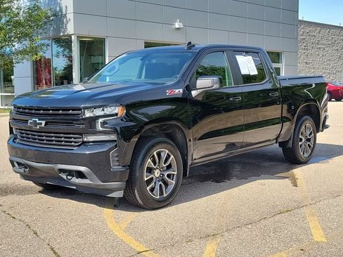 Used 2021 Chevrolet Silverado 1500 RST AWD/4WD image 2
