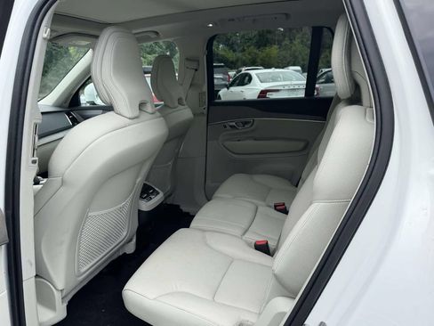 Used 2023 Volvo XC90 B6 Plus AWD/4WD image 6