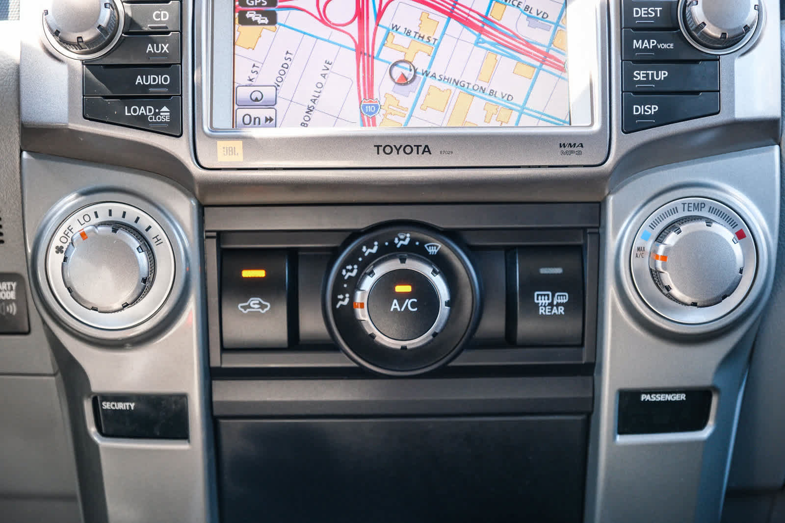 Used 2010 Toyota 4Runner Trail AWD/4WD image 16