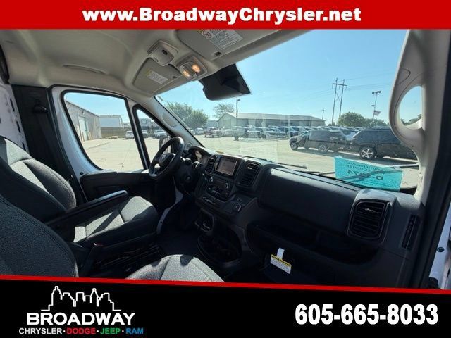 New 2026 RAM ProMaster 2500 w/ Convenience Group FWD image 10