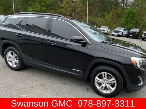 Certified 2020 GMC Terrain SLE w/ Driver Convenience Package AWD/4WD image 2