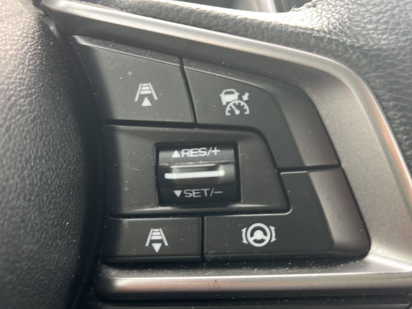 Used 2020 Subaru Legacy Premium AWD/4WD image 7