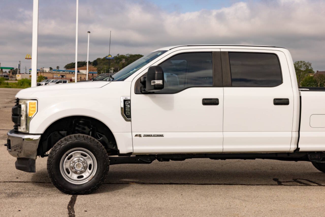 Used 2017 Ford F350 XL w/ Power Equipment Group AWD/4WD image 4