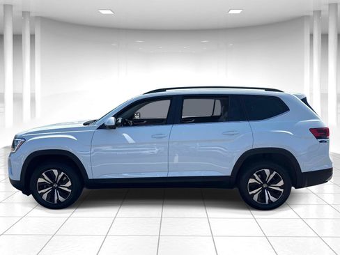 Certified 2024 Volkswagen Atlas SE AWD/4WD image 9