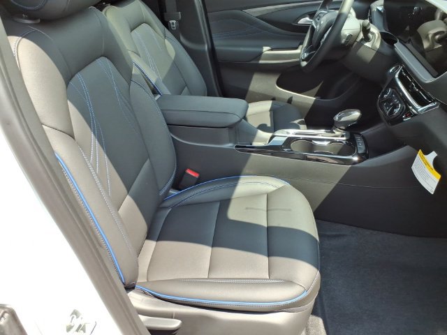 New 2026 Buick Envista Sport Touring w/ Convenience I Package FWD image 24