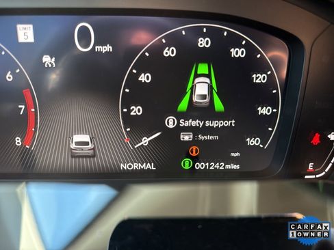 Used 2025 Acura Integra image 16