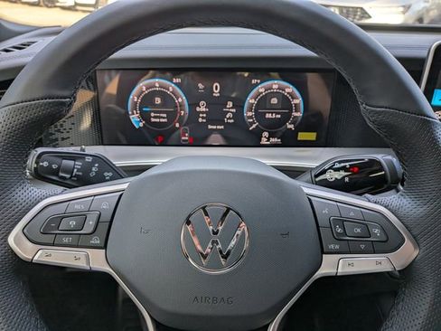 New 2026 Volkswagen Tiguan SE R-Line image 31