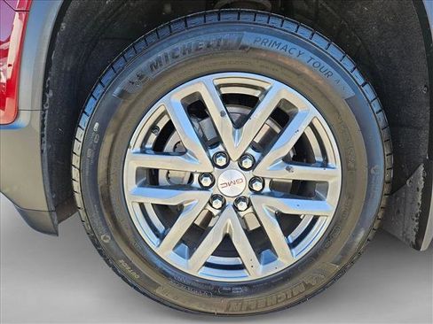 Used 2018 GMC Acadia SLT image 24