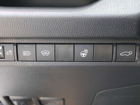 New 2025 Toyota RAV4 XLE image 19