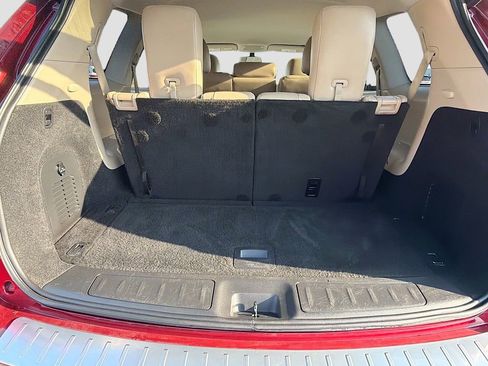 Used 2020 Nissan Pathfinder SL w/ Cargo Package image 30