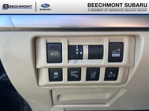 Used 2018 Subaru Outback 2.5i Limited image 19