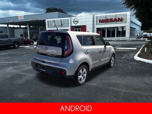 Used 2018 Kia Soul Base w/ Convenience Package image 4
