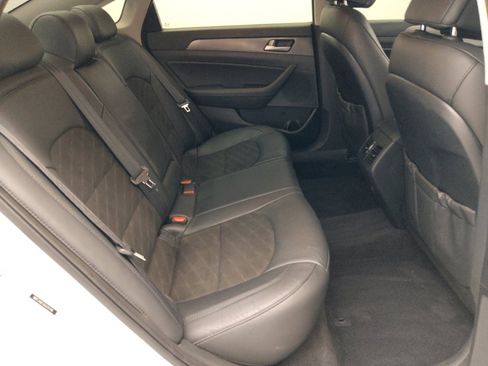 Used 2016 Hyundai Sonata Sport w/ Option Group 02 FWD image 19