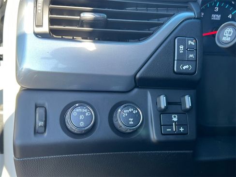 Used 2019 Chevrolet Tahoe Premier w/ RST 6.2L Performance Edition image 34