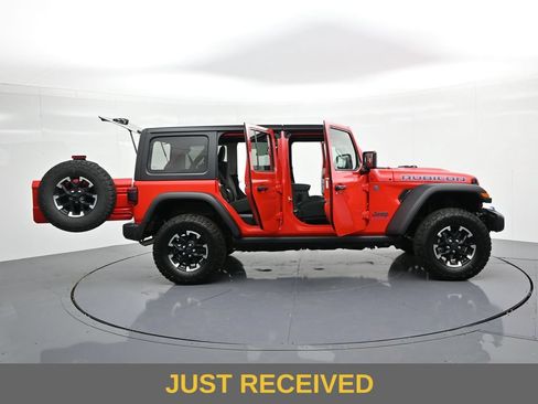 Used 2025 Jeep Wrangler Unlimited Rubicon 4xe w/ Safety Group AWD/4WD image 28