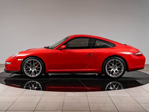 Used 2006 Porsche 911 Carrera S RWD image 2