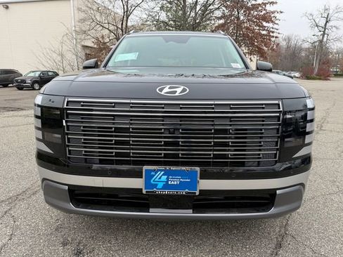 New 2026 Hyundai Palisade Limited image 2