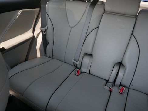 Used 2015 Toyota Venza Limited AWD/4WD image 12