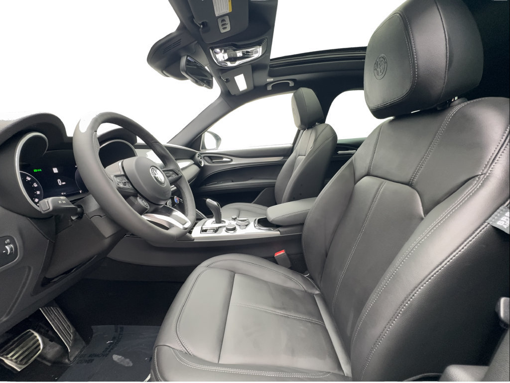 New 2026 Alfa Romeo Stelvio Sprint w/ Convenience Package AWD/4WD image 26